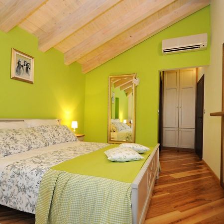 Bed & Breakfast Korta Gira Buici  Phòng bức ảnh