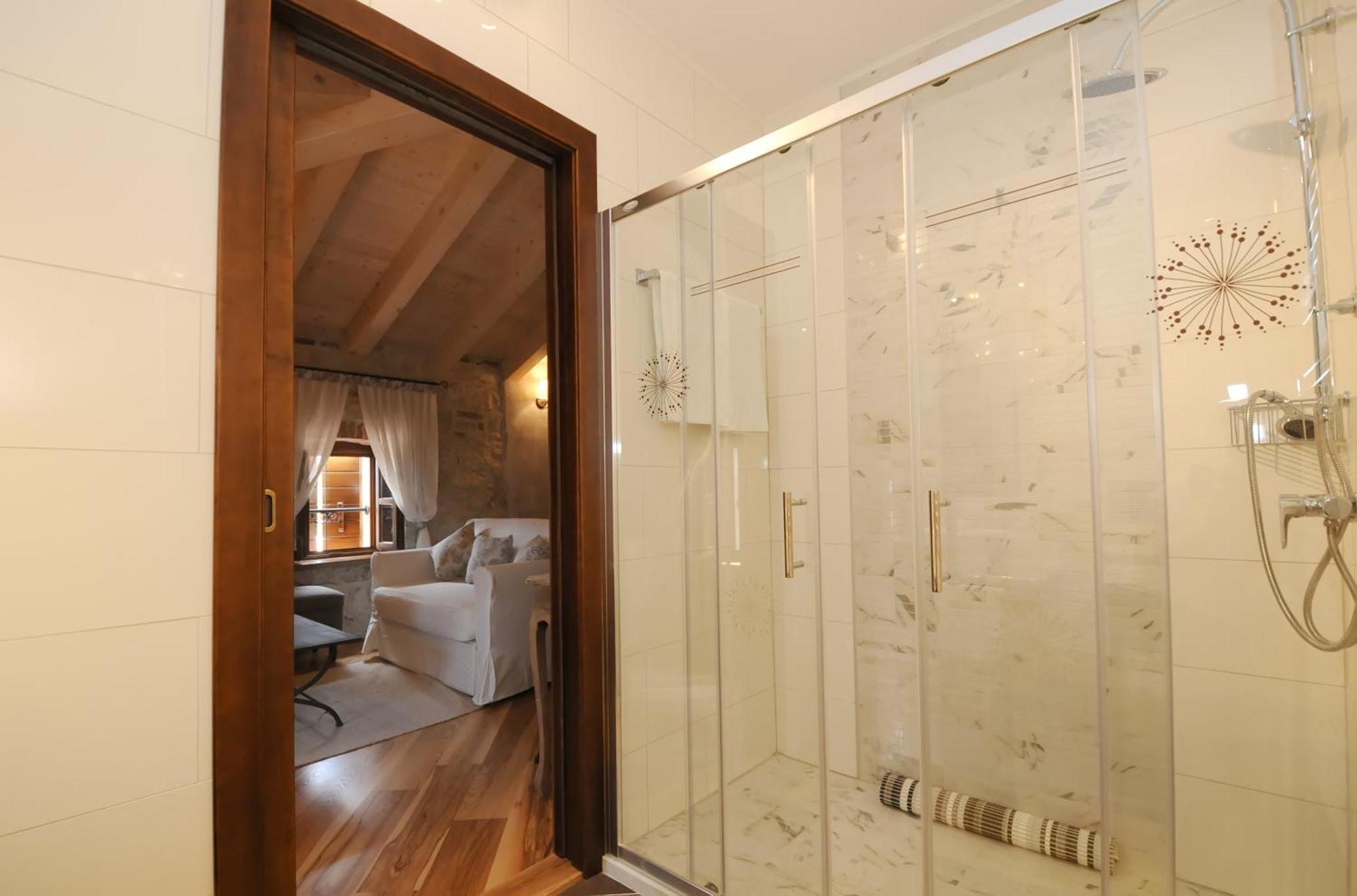 Bed & Breakfast Korta Gira Buici  Phòng bức ảnh