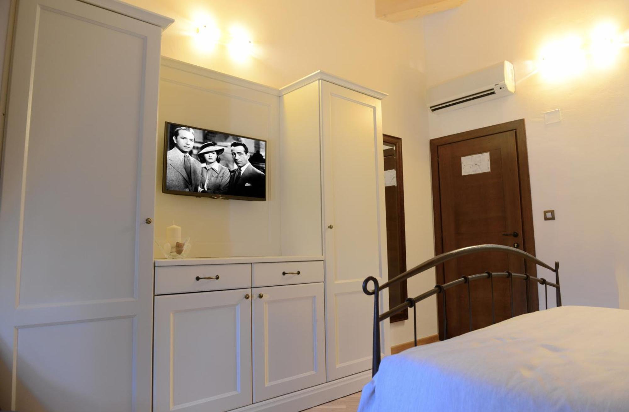Bed & Breakfast Korta Gira Buici  Phòng bức ảnh